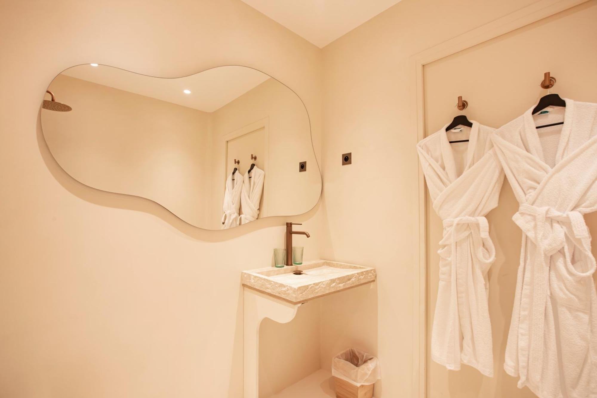 Tinah Saint-Tropez Hotel Екстериор снимка