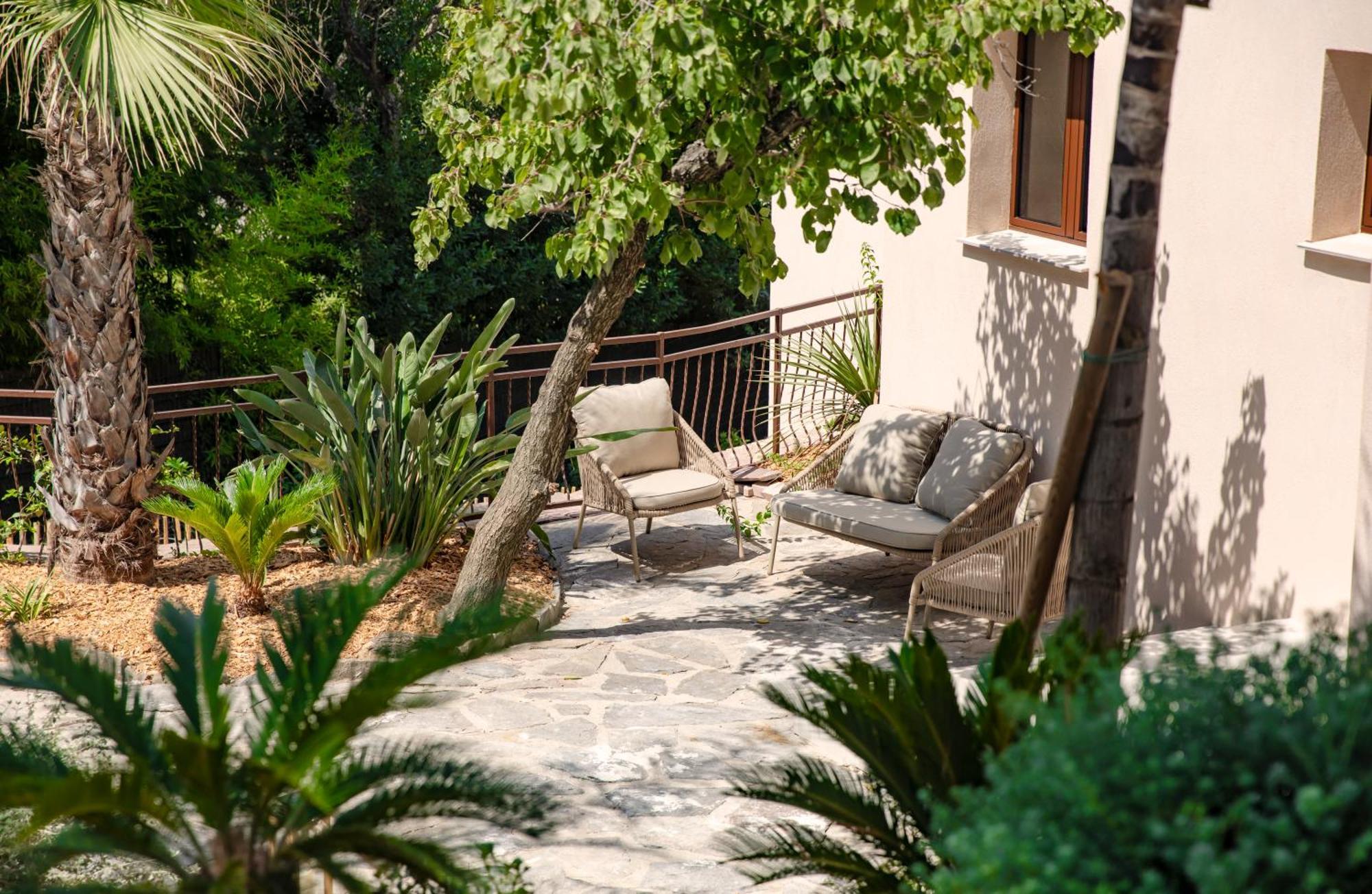 Tinah Saint-Tropez Hotel Екстериор снимка