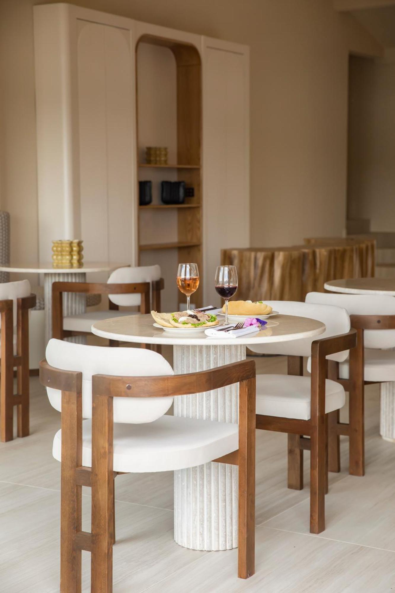 Tinah Saint-Tropez Hotel Екстериор снимка