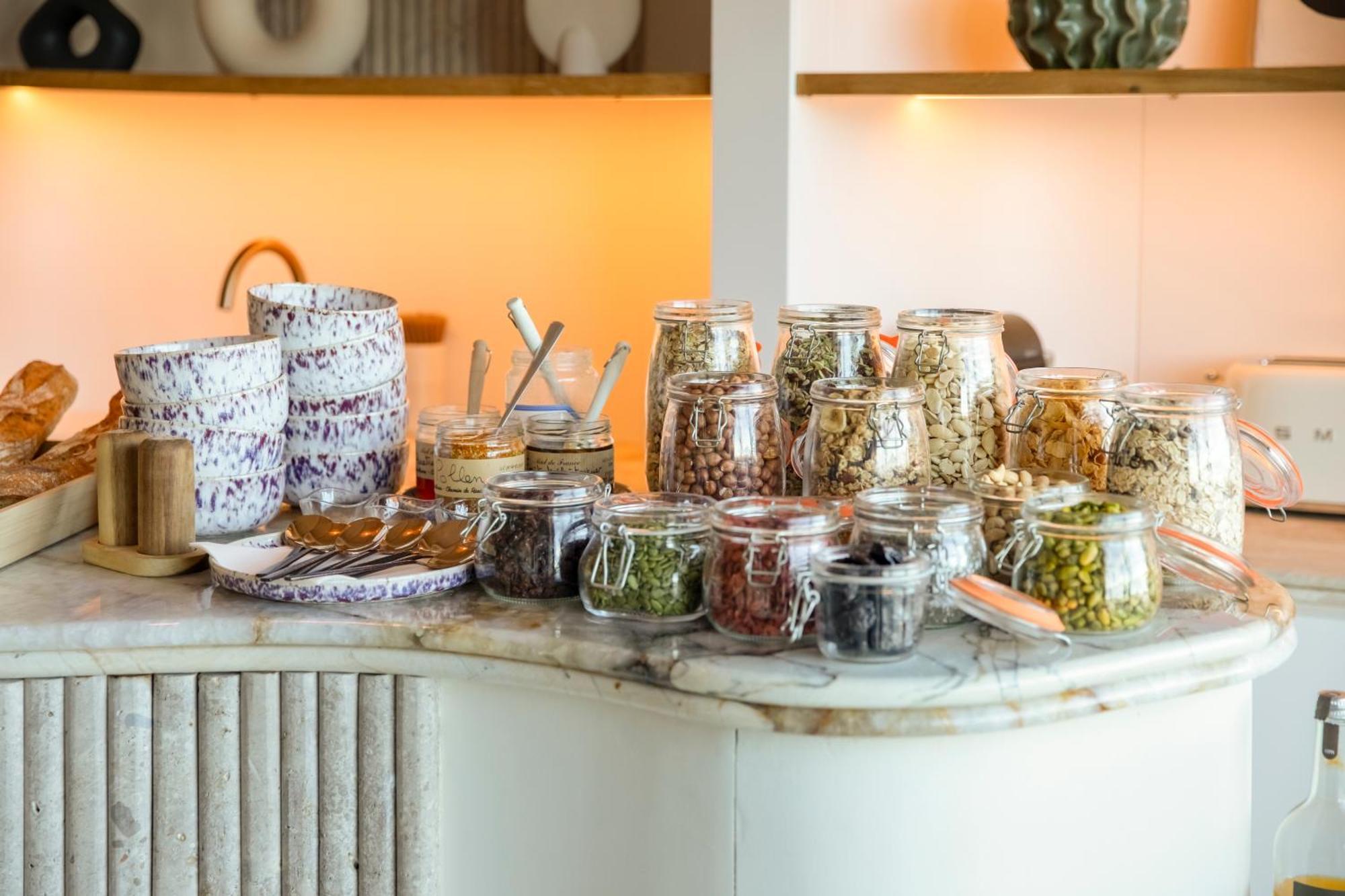 Tinah Saint-Tropez Hotel Екстериор снимка